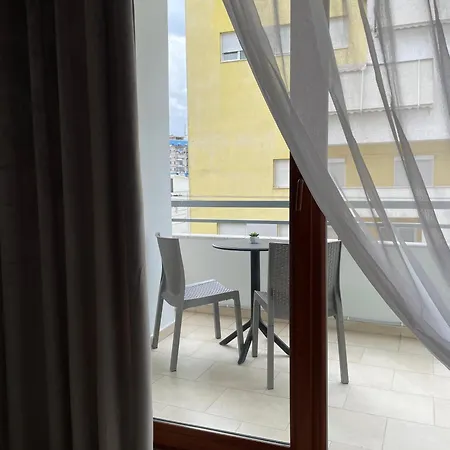 Albanian Bliss 公寓 *