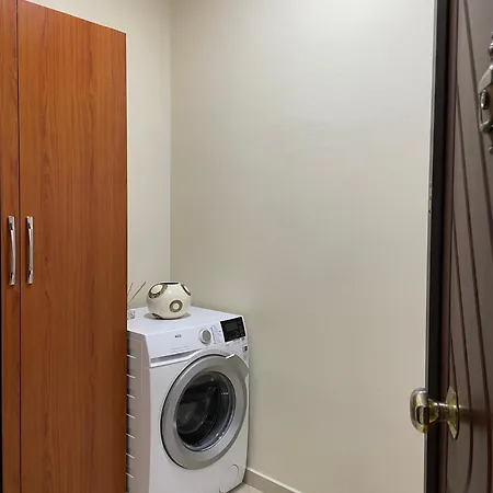 Albanian Bliss * טיראנה